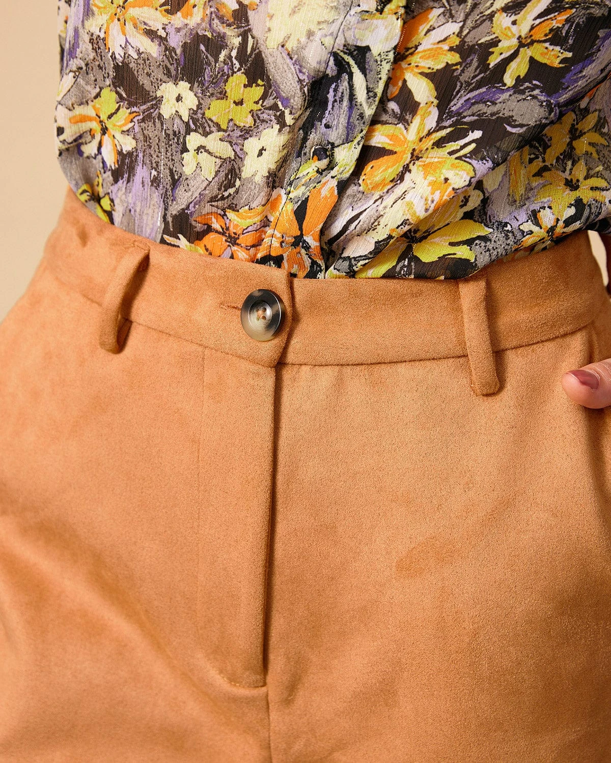 The Solid High Waisted Suede Shorts 2 The Solid High Waisted Suede Shorts - Image 2