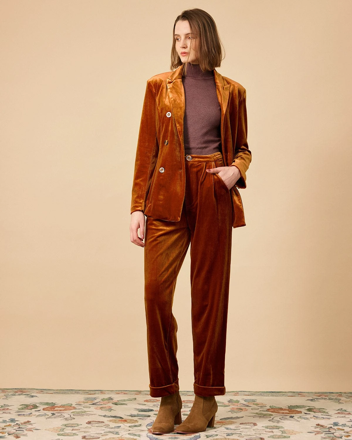 The Solid Pleated High Waisted Velvet Pants 4 The Solid Pleated High Waisted Velvet Pants - Image 4