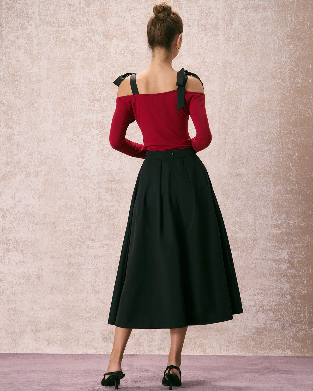 The Tie Strap Off-the-shoulder Tee 6 The Tie Strap Off-the-shoulder Tee - Image 6