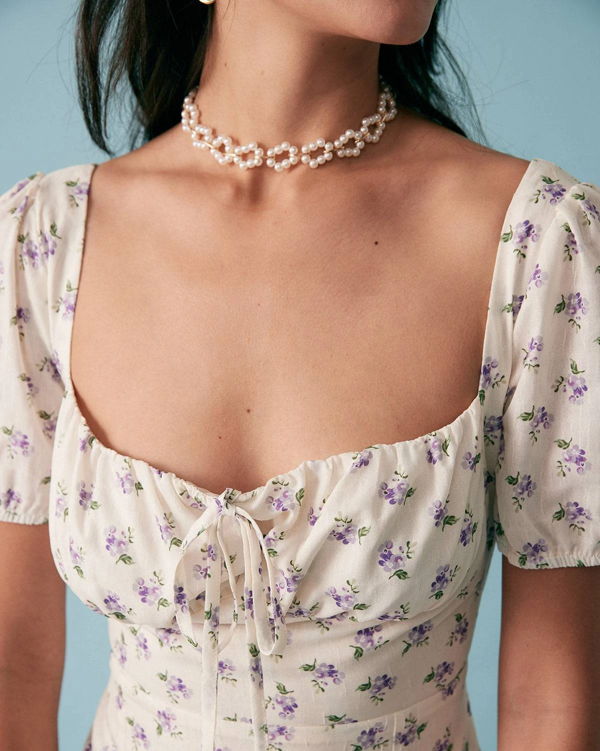 The Short Sleeve Floral Ruched Midi Dress 2 The Short Sleeve Floral Ruched Midi Dress - Image 2