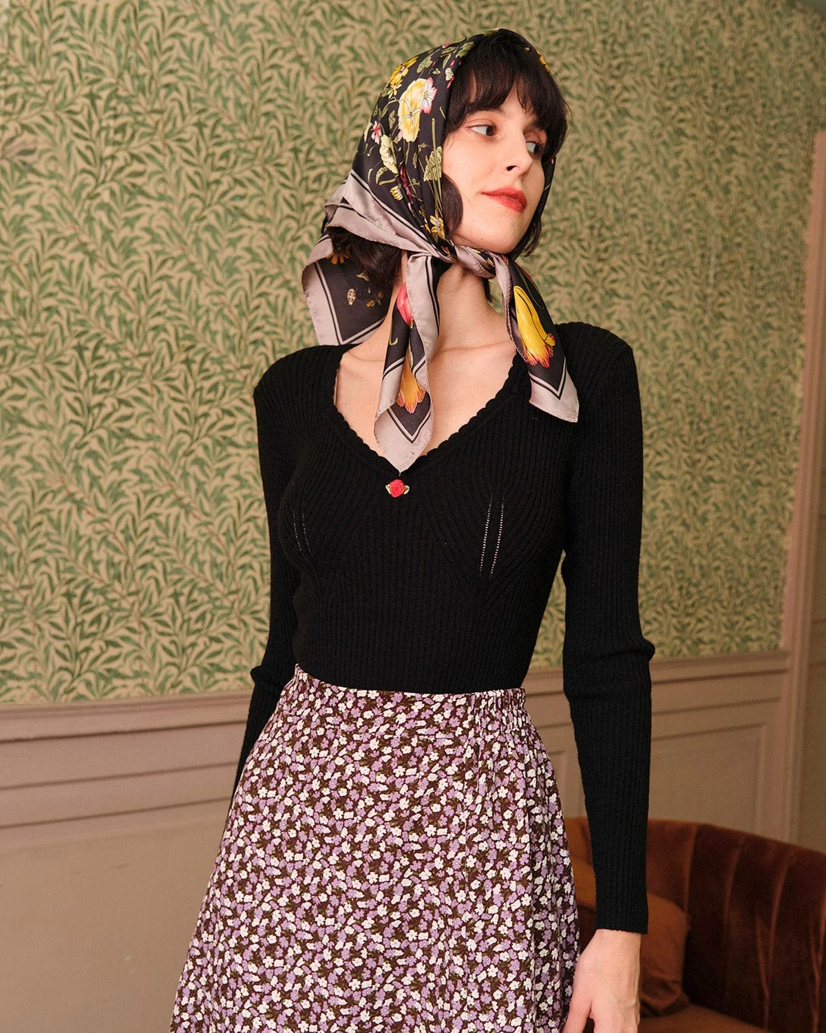 The Solid Color Wavy Trim Knit Top 1 The Solid Color Wavy Trim Knit Top