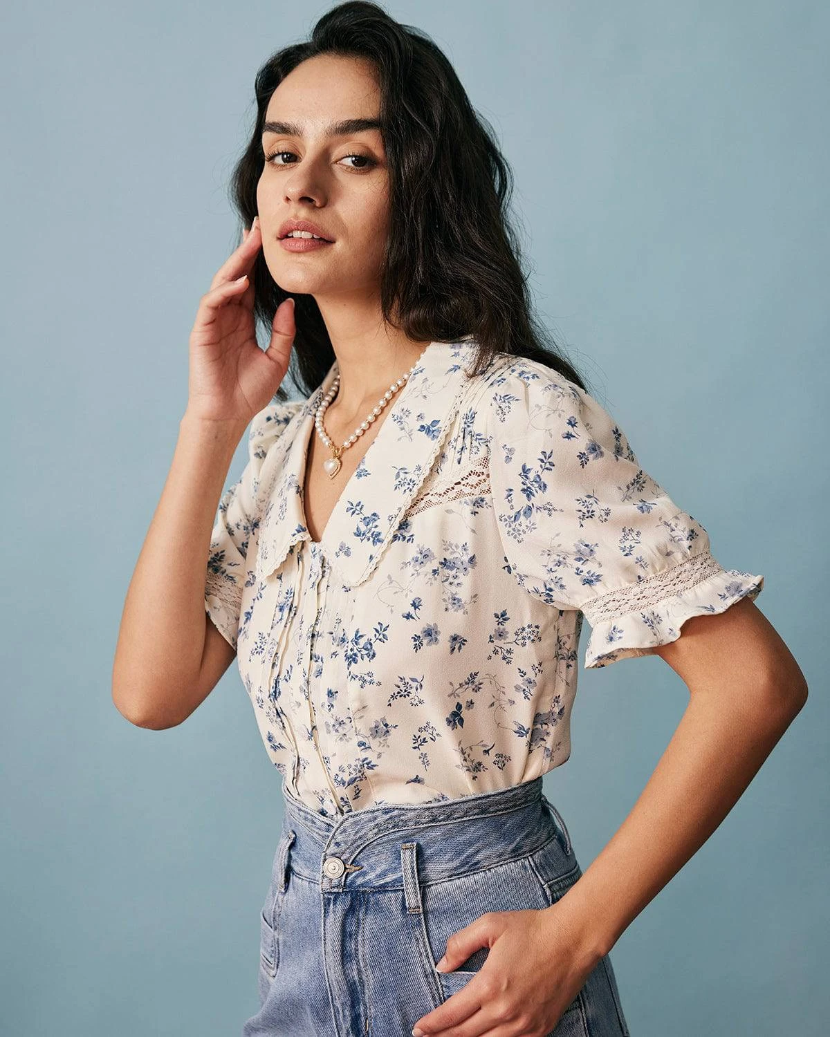 The Lace Spliced Pleated Floral Shirt 2 The Lace Spliced Pleated Floral Shirt - Image 2