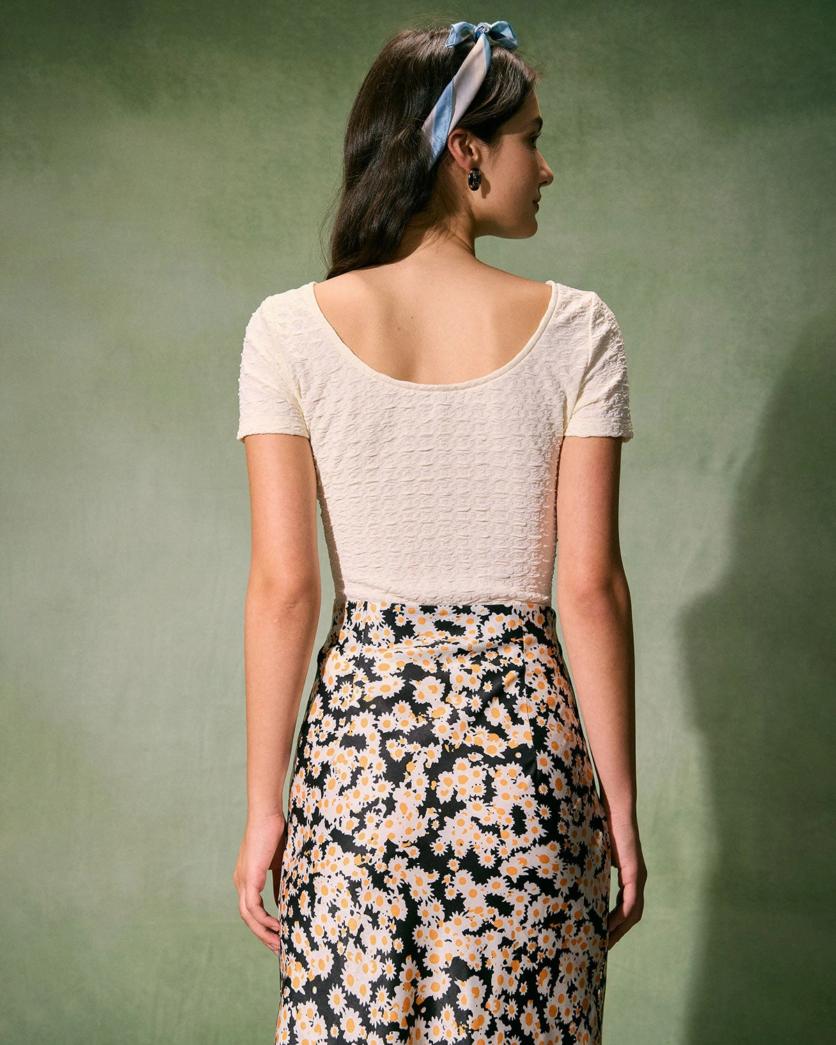 The Beige Round Neck Textured Knit Tee 5 The Beige Round Neck Textured Knit Tee - Image 5