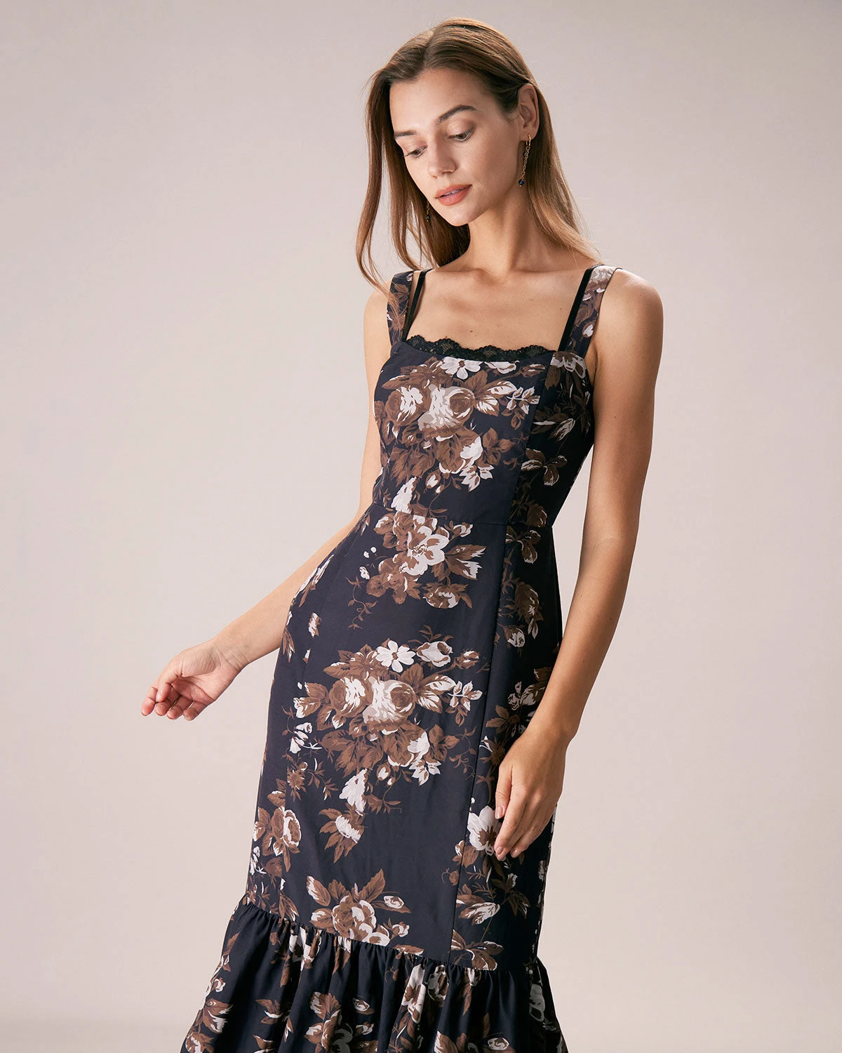 The Black Lace Trim Floral Mermaid Maxi Dress 4 The Black Lace Trim Floral Mermaid Maxi Dress - Image 4