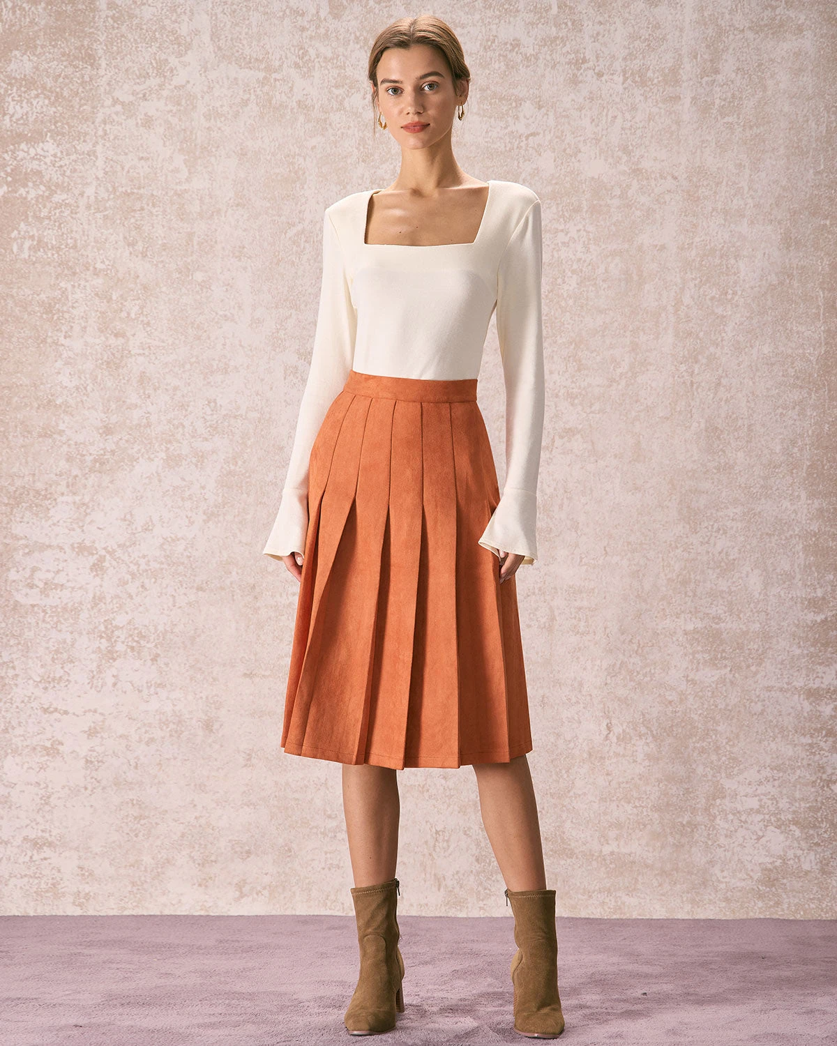 The Beige Square Neck Slit Flare Sleeve Tee 5 The Beige Square Neck Slit Flare Sleeve Tee - Image 5