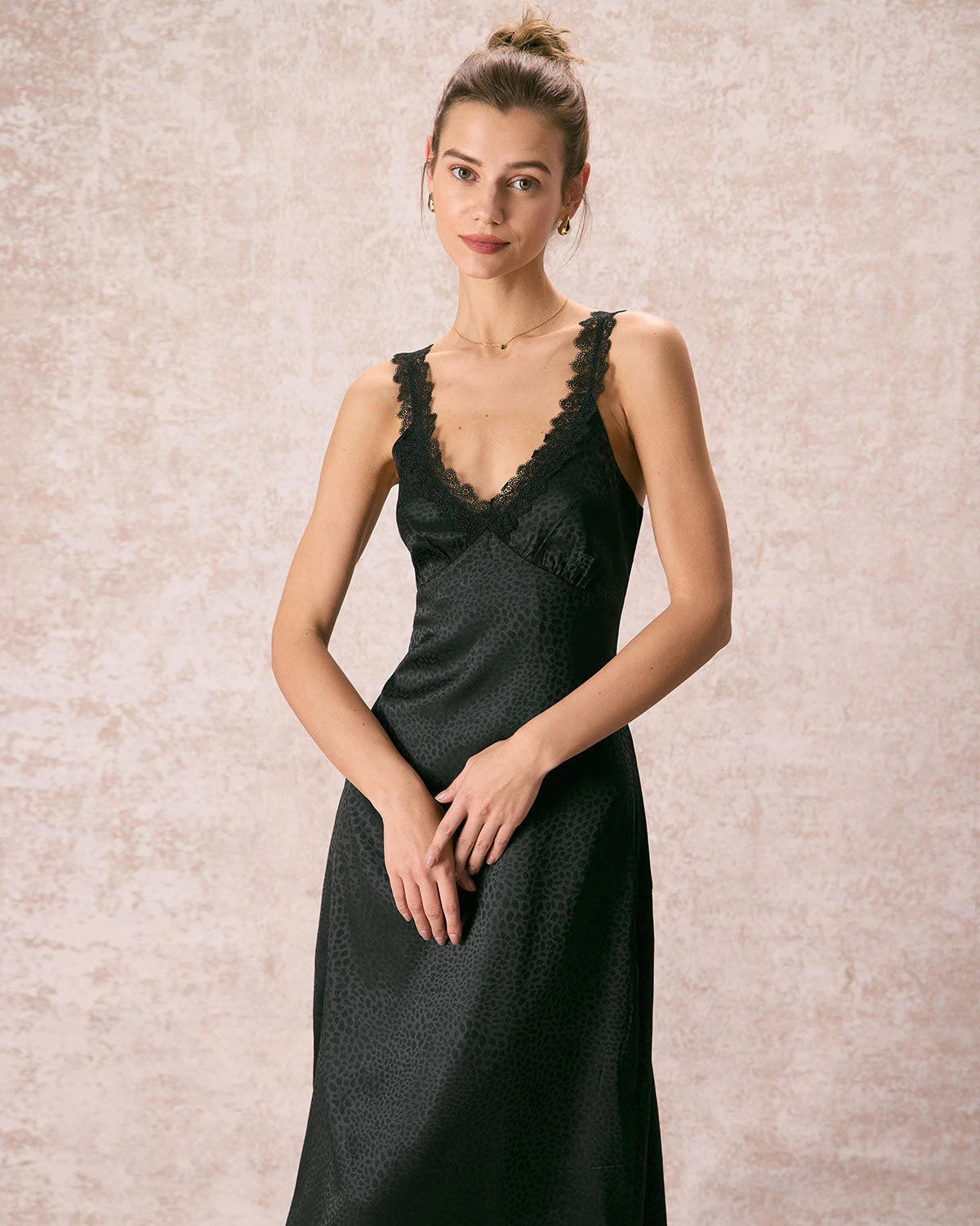 The Black V Neck Lace Jacquard Maxi Dress 4 The Black V Neck Lace Jacquard Maxi Dress - Image 4