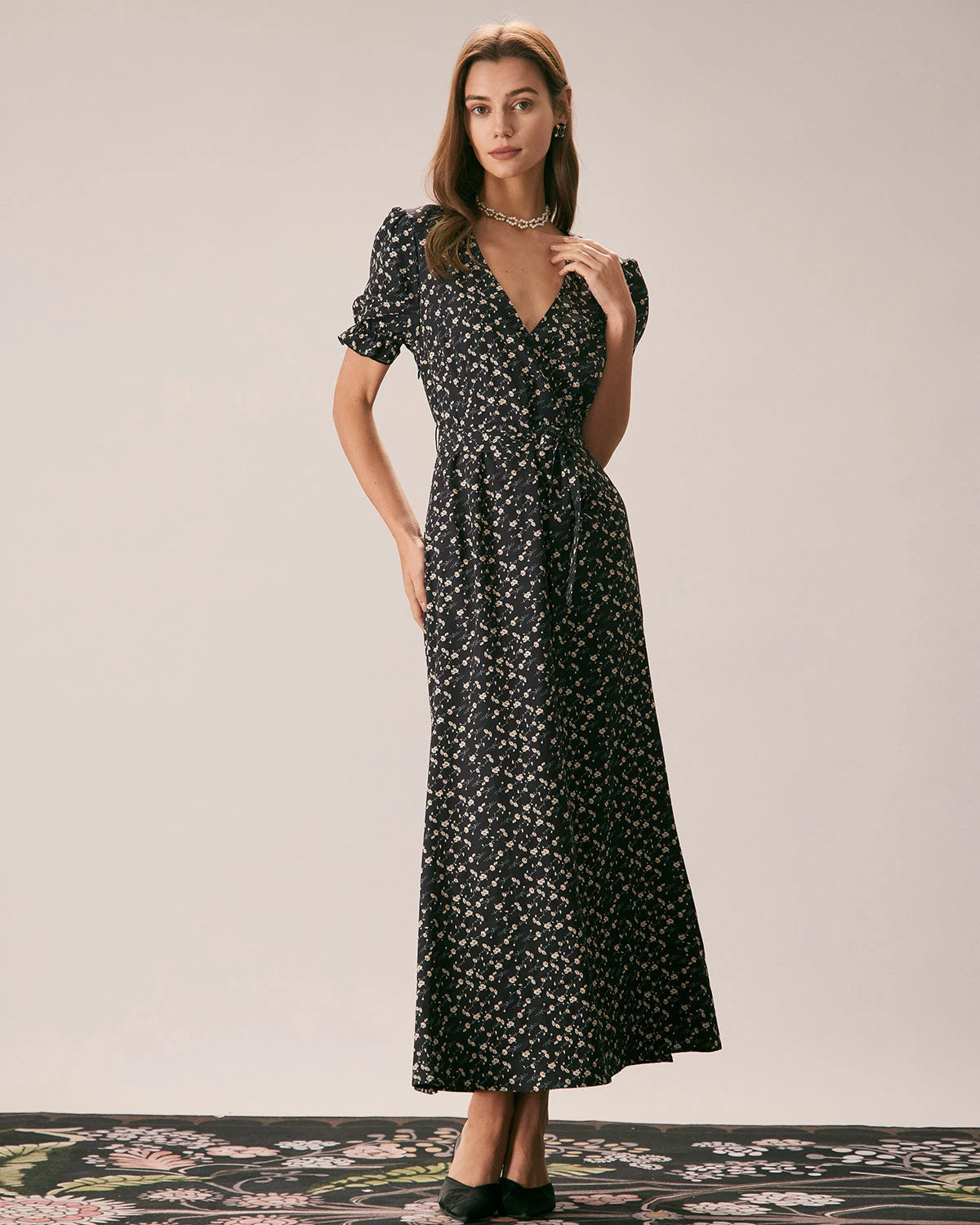 The Black V Neck Floral Puff Sleeve Maxi Dress 1 The Black V Neck Floral Puff Sleeve Maxi Dress