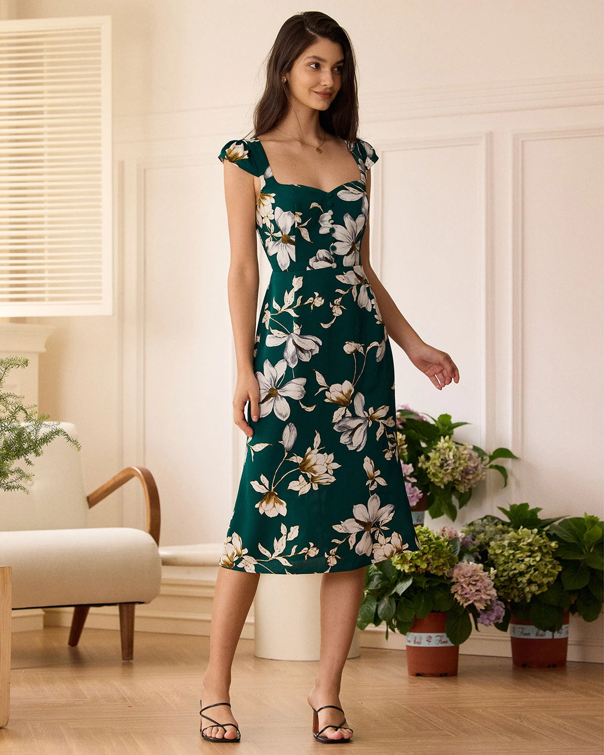 The Green Sweetheart Neck Cap Sleeve Floral Midi Dress 3 The Green Sweetheart Neck Cap Sleeve Floral Midi Dress - Image 3