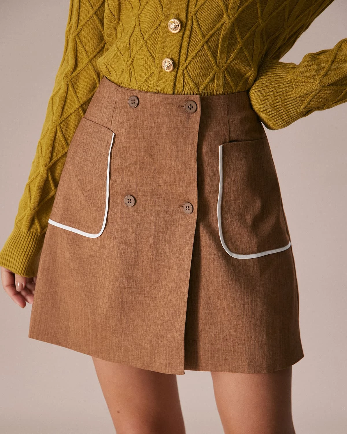 The Khaki Contrast Trim Button Mini Skirt 1 The Khaki Contrast Trim Button Mini Skirt