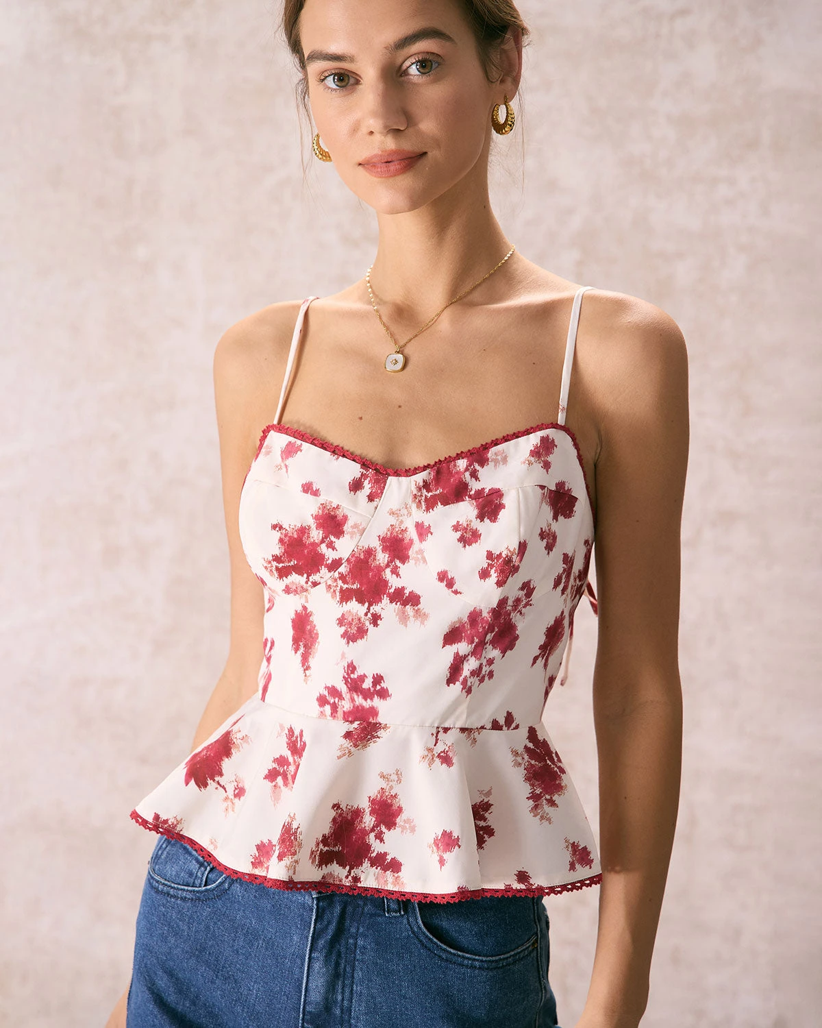 The Red Sweetheart Neck Floral Cami Top 1 The Red Sweetheart Neck Floral Cami Top