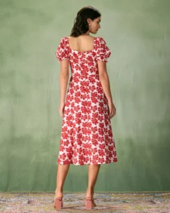 The Red Square Neck Floral Ruched Midi Dress 13 The Red Square Neck Floral Ruched Midi Dress -Deals Dress N Swimwear Store the red square neck floral ruched midi dress dresses 57kqdk