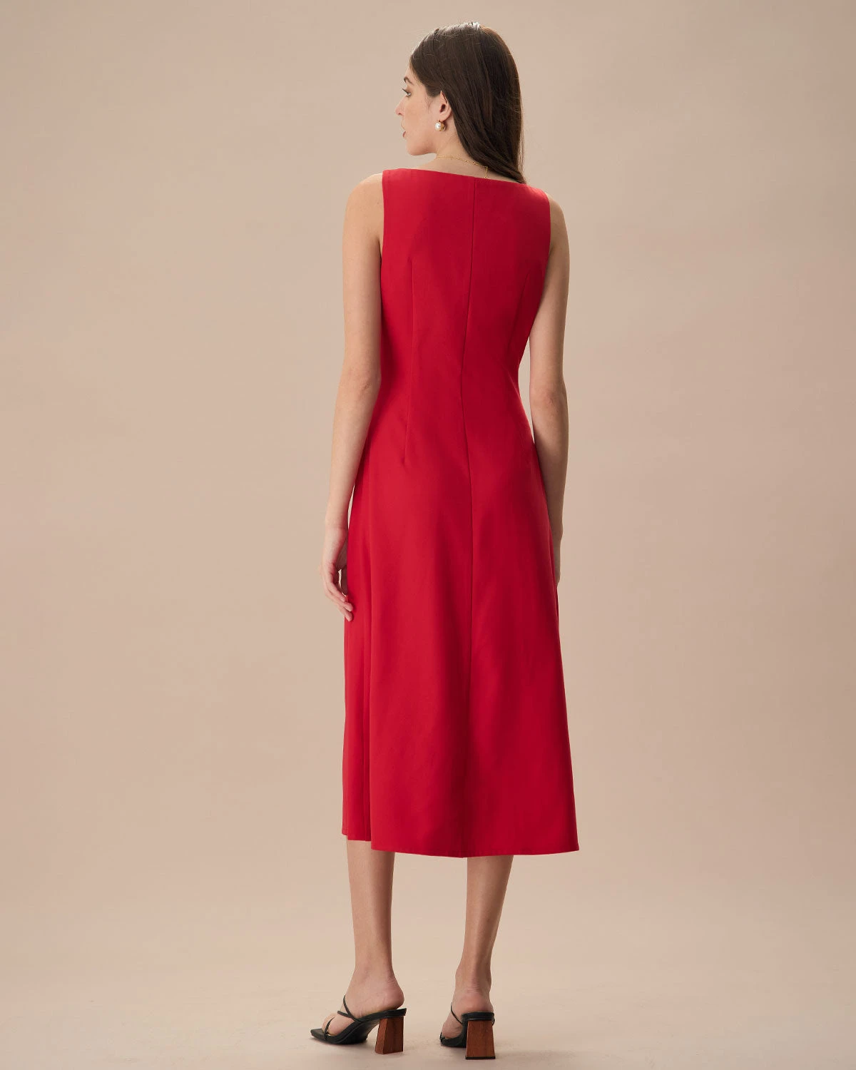 The Red Square Neck Pocket Midi Dress 5 The Red Square Neck Pocket Midi Dress - Image 5