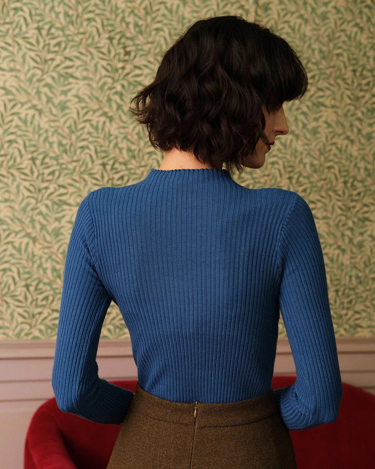 The Solid Mock Neck Ribbed Knit Top 4 The Solid Mock Neck Ribbed Knit Top - Image 4