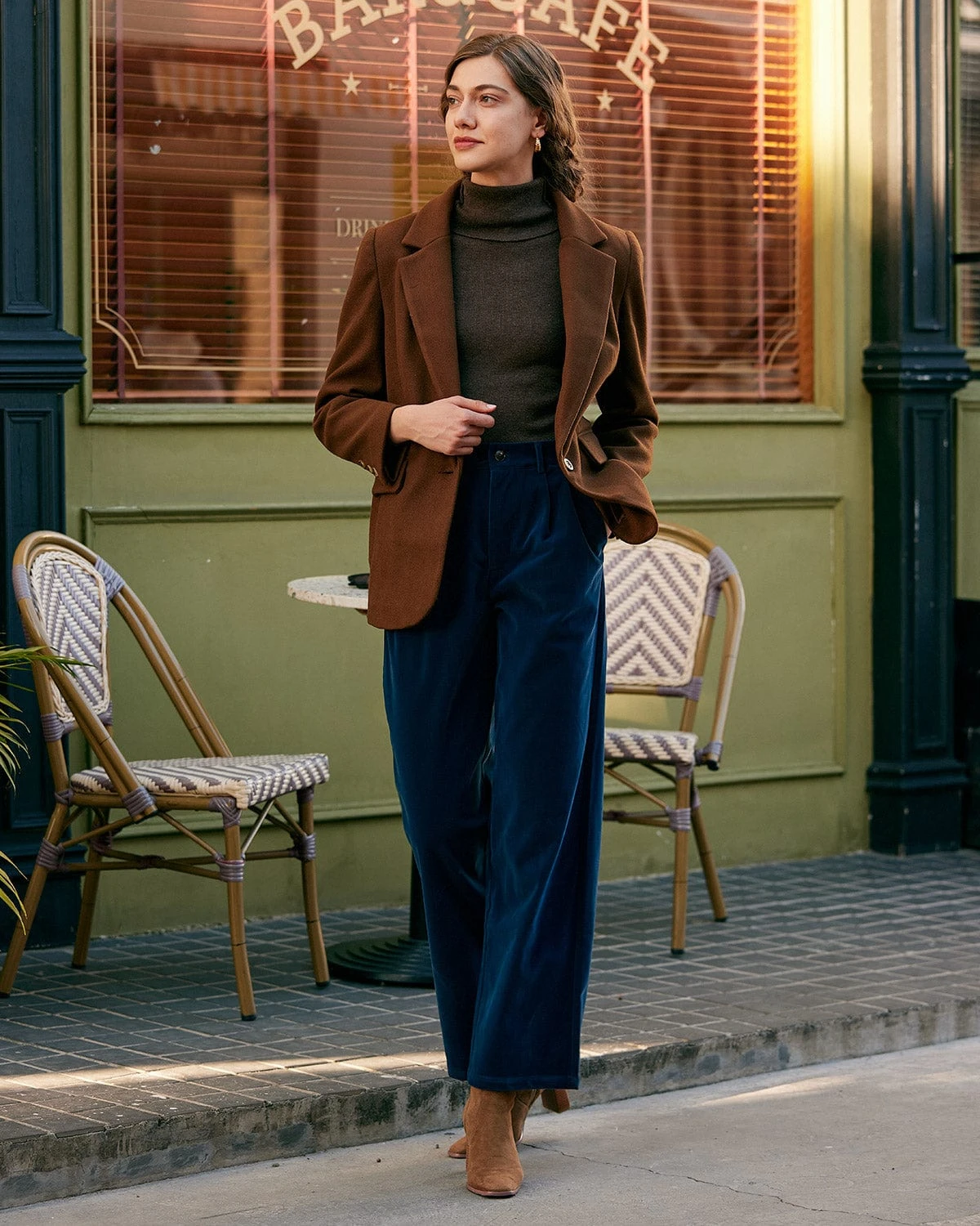 The Solid Collared Single Button Blazer 4 The Solid Collared Single Button Blazer - Image 4