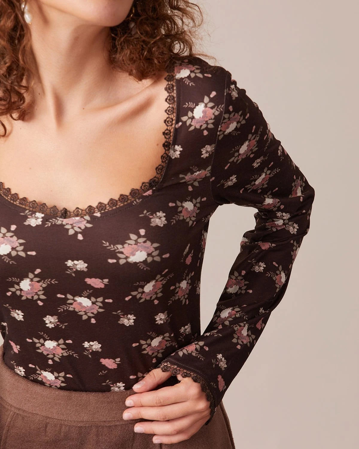 The Coffee Square Neck Floral Lace Trim Tee 4 The Coffee Square Neck Floral Lace Trim Tee - Image 4