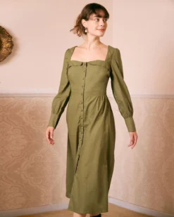 The Green Sweetheart Neck Button Midi Dress 8 The Green Sweetheart Neck Button Midi Dress -Deals Dress N Swimwear Store the sweetheart neck button midi dress dresses rxxnau