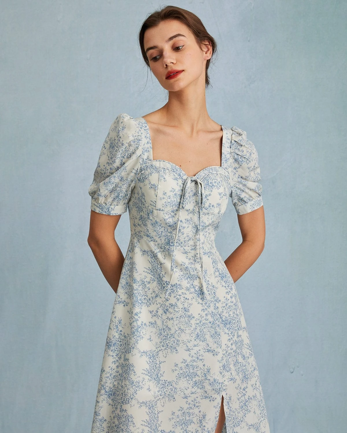 The Blue Sweetheart Neck Puff Sleeve Floral Midi Dress 4 The Blue Sweetheart Neck Puff Sleeve Floral Midi Dress - Image 4