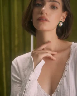 The White V Neck Lace Trim Textured Tee 10 The White V Neck Lace Trim Textured Tee -Deals Dress N Swimwear Store the v neck lace trim textured top tops t77axt