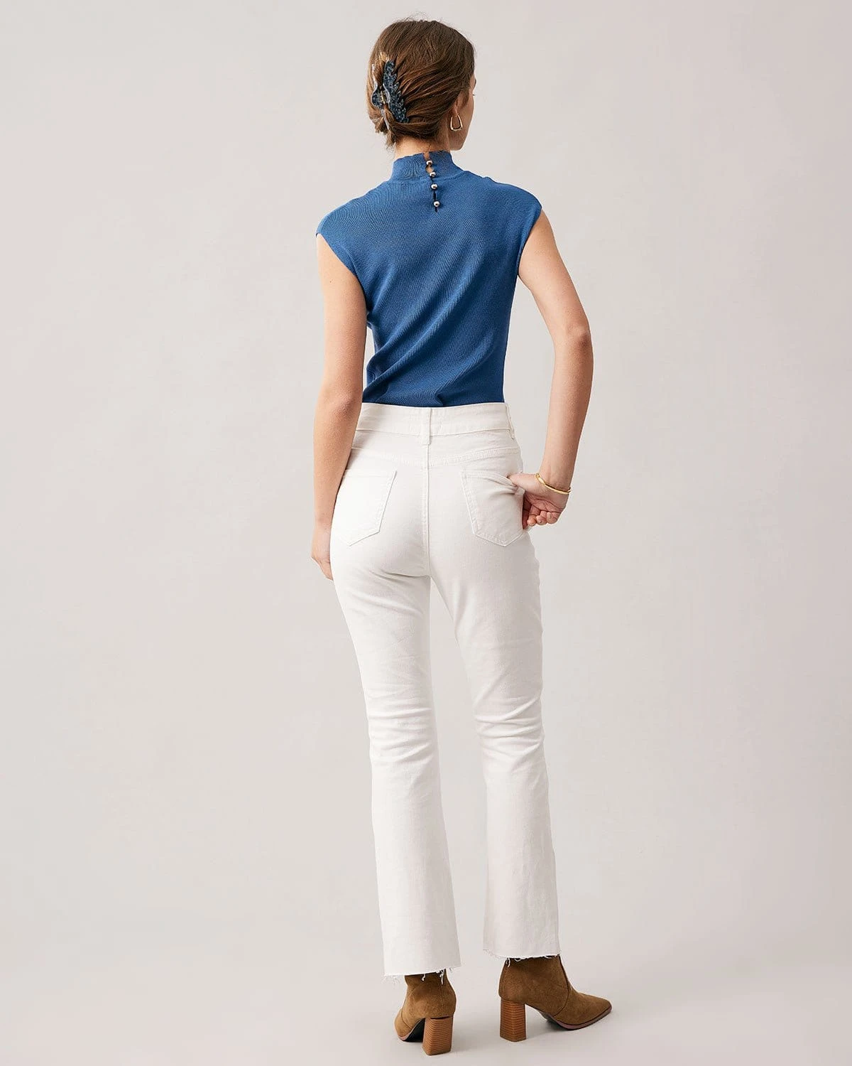 The White High Waisted Flare Jeans 5 The White High Waisted Flare Jeans - Image 5