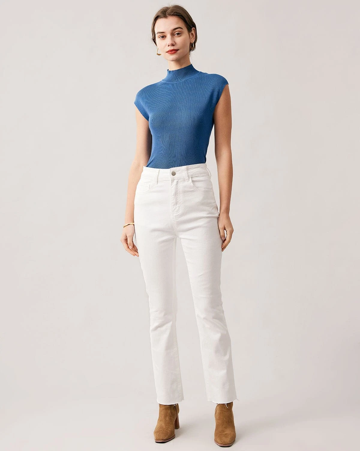 The White High Waisted Flare Jeans 4 The White High Waisted Flare Jeans - Image 4