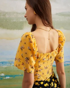 The Yellow Sweetheart Neck Floral Blouse 9 The Yellow Sweetheart Neck Floral Blouse -Deals Dress N Swimwear Store the yellow sweetheart neck floral blouse tops skmgc8 784367